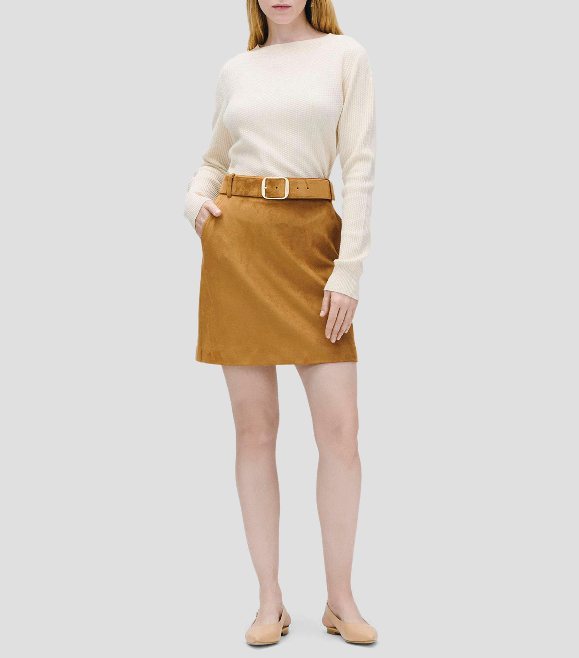 Mini falda de suede cognac con cinturón Mujer